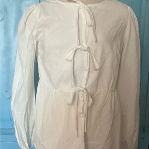 Elegant White Blouse with Tie Accents